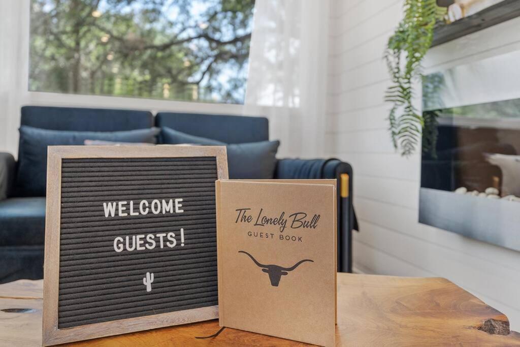 The Lonely Bull Luxury Container Home On 5 Acres Weatherford Exteriör bild