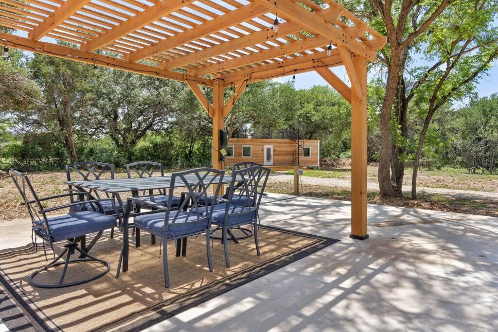 The Lonely Bull Luxury Container Home On 5 Acres Weatherford Exteriör bild