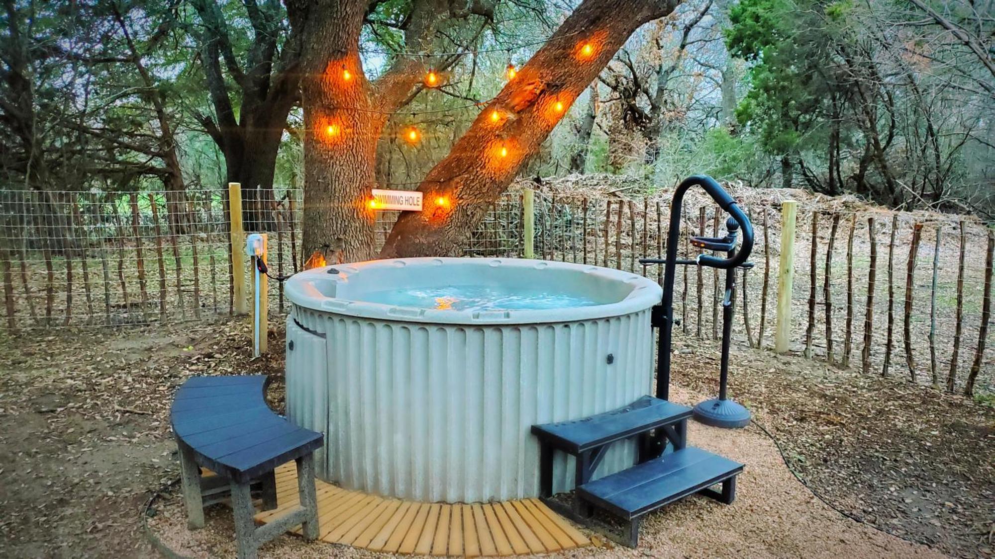 The Lonely Bull Luxury Container Home On 5 Acres Weatherford Exteriör bild